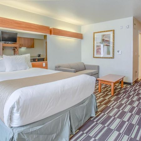 Microtel Inn & Suites By Wyndham Gulf Shores Exterior foto
