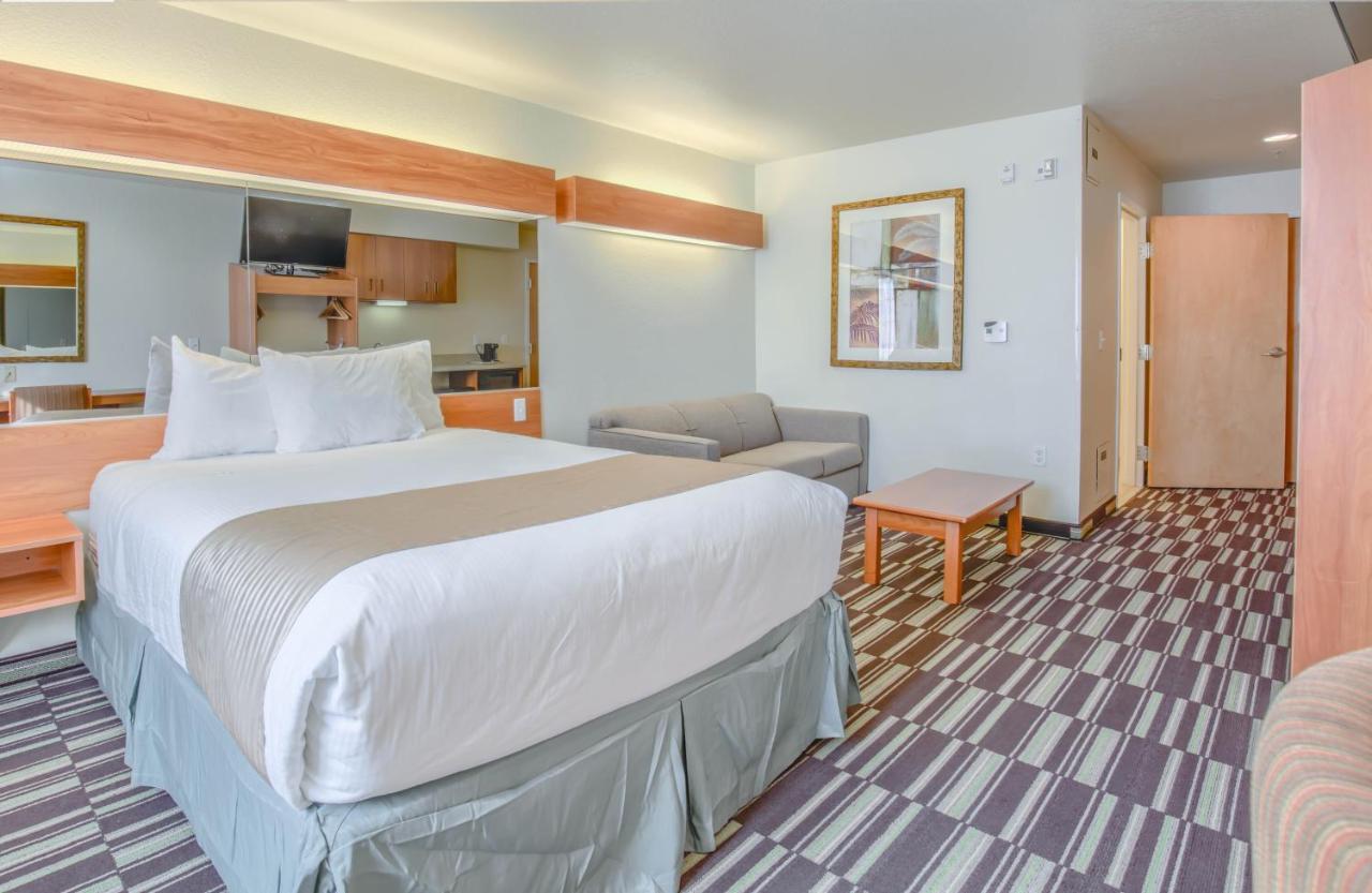 Microtel Inn & Suites By Wyndham Gulf Shores Exterior foto