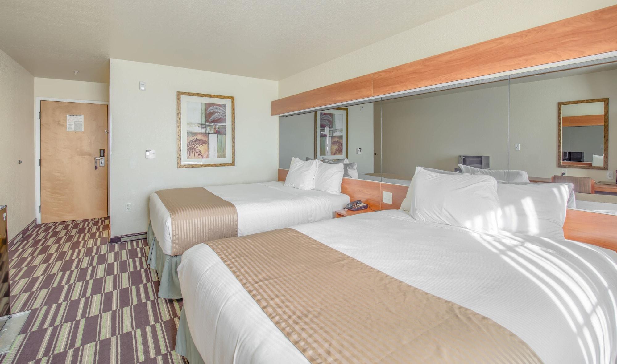 Microtel Inn & Suites By Wyndham Gulf Shores Exterior foto