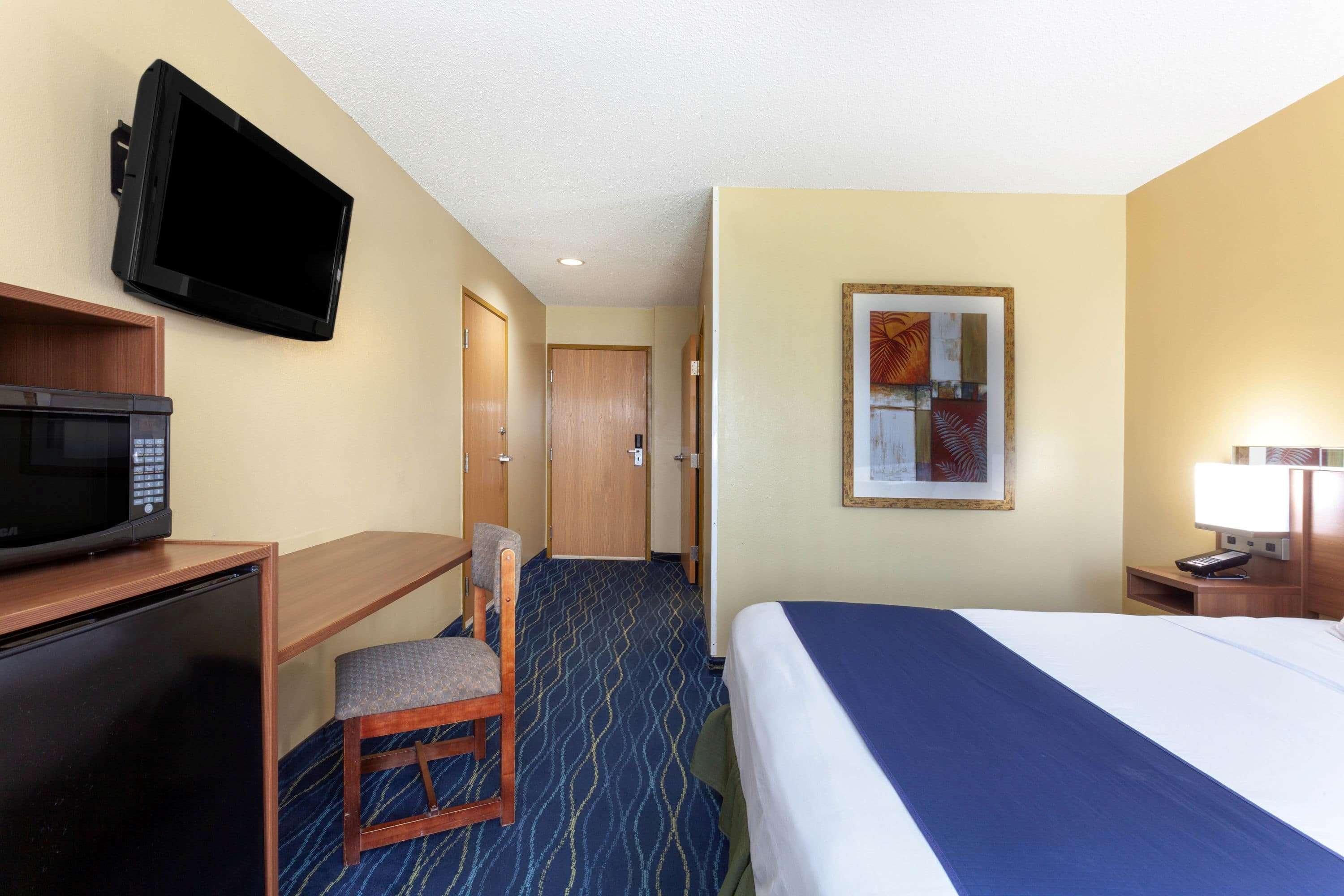 Microtel Inn & Suites By Wyndham Gulf Shores Exterior foto